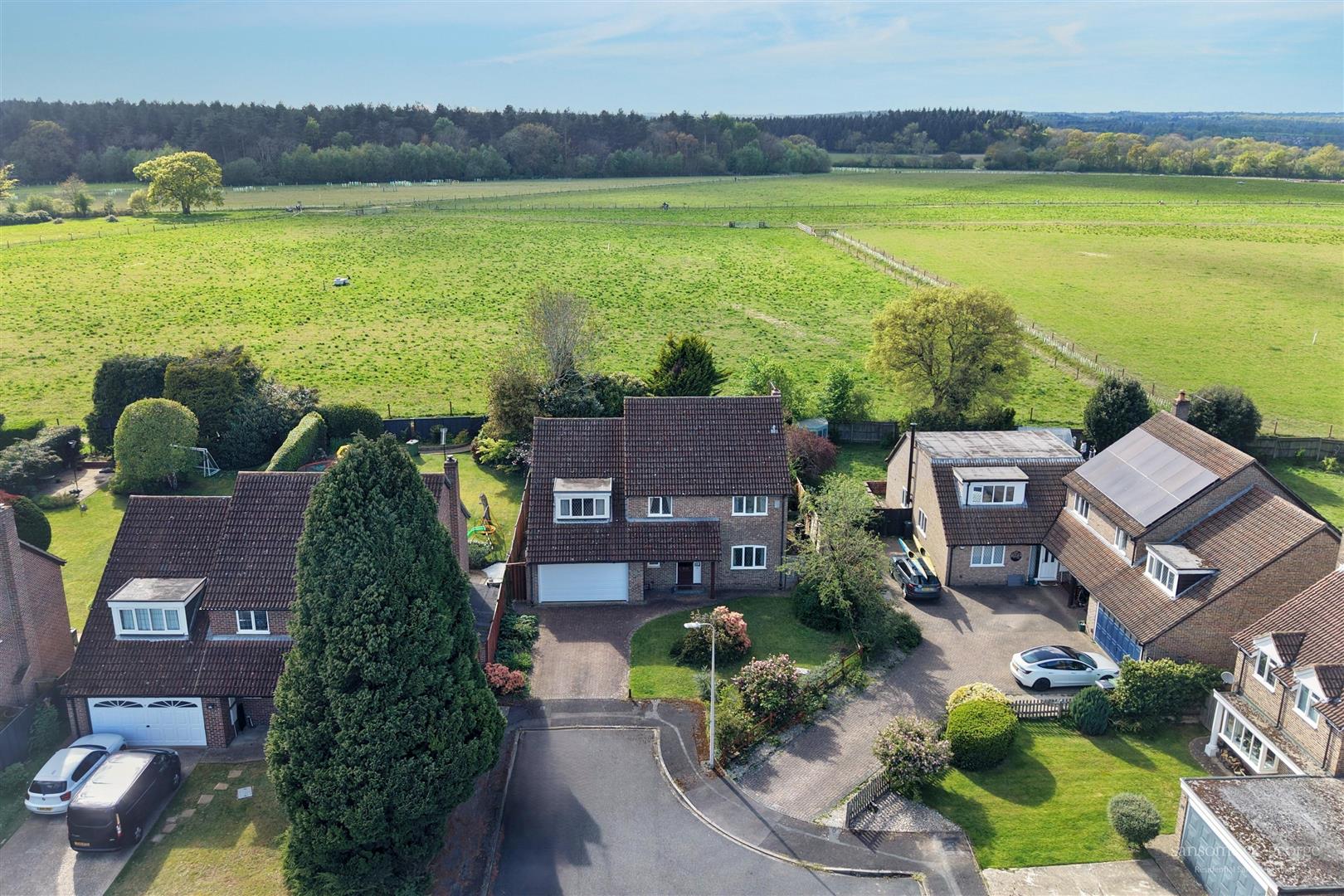 4 bed property in Barbara's Meadow, Reading